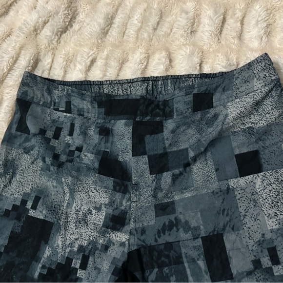ADIDAS Climalite CrackKills Men’s Geometric Print Shorts - Picture 5 of 16